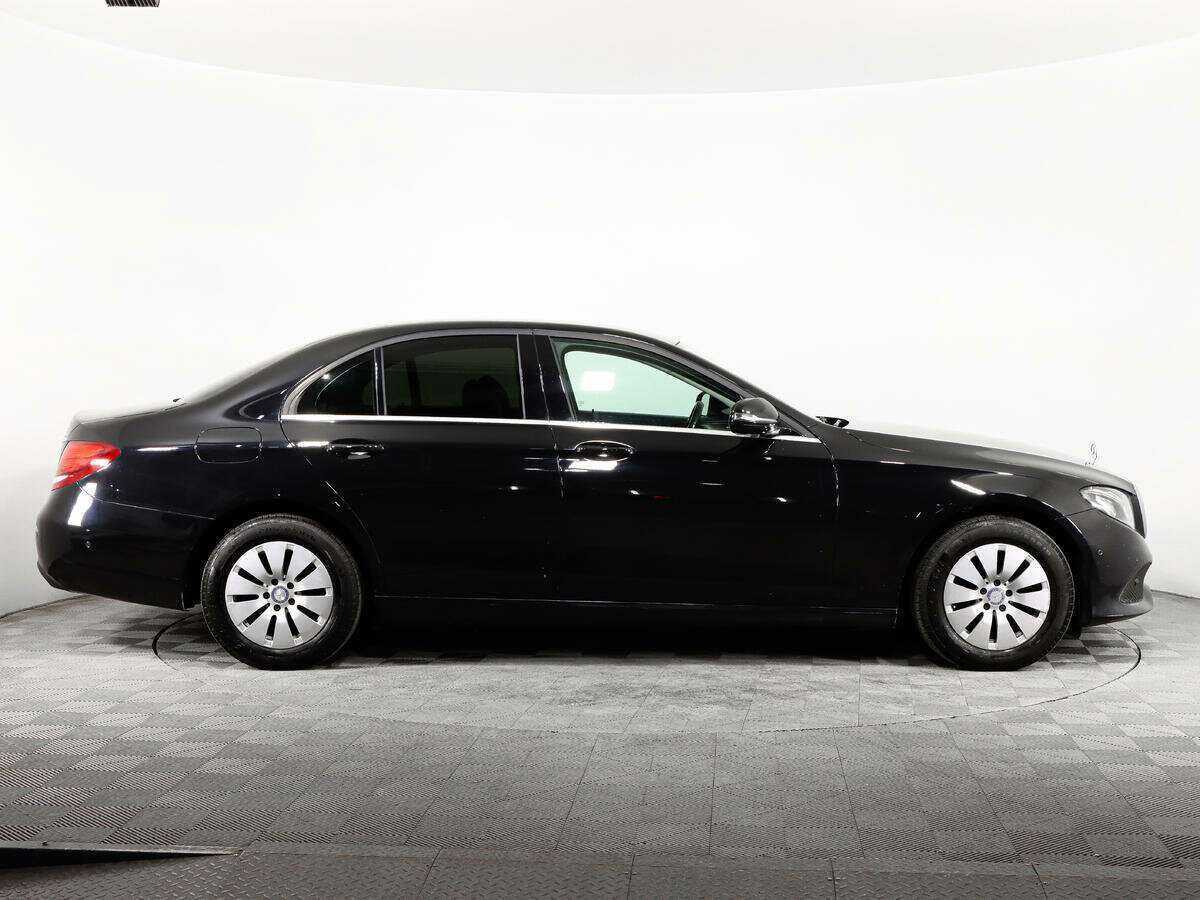 Mercedes-Benz E-Класс 220 d, 2016 Фото №4