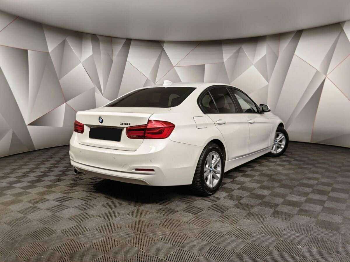 BMW 3 серии 318i, 2018 Фото №2