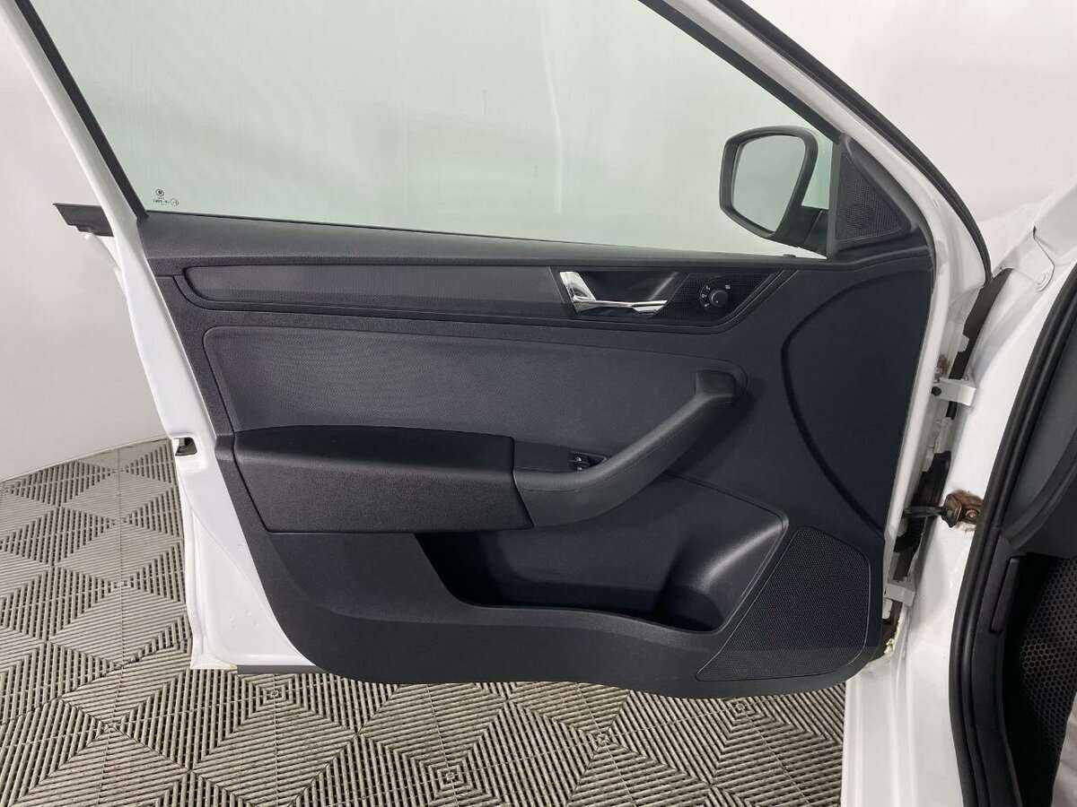 Skoda Rapid, 2019 Фото №8