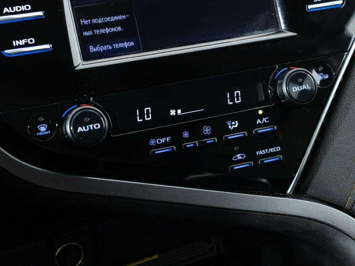 Toyota Camry, 2018 Фото №18