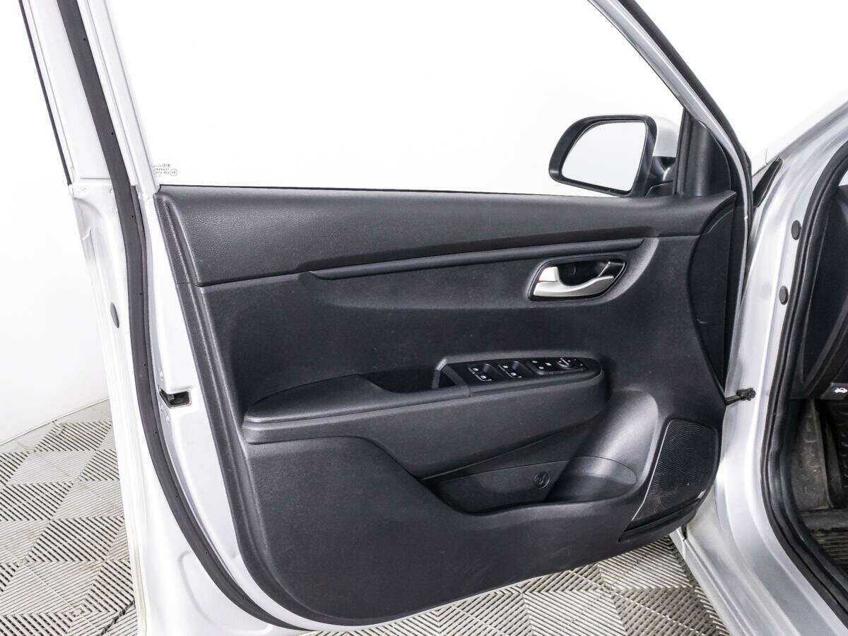 Kia Rio, 2020 Фото №26