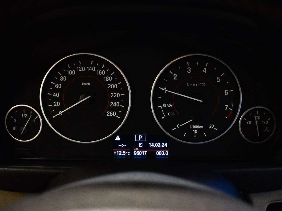 BMW 3 серии Gran Turismo 320i xDrive, 2016 Фото №7