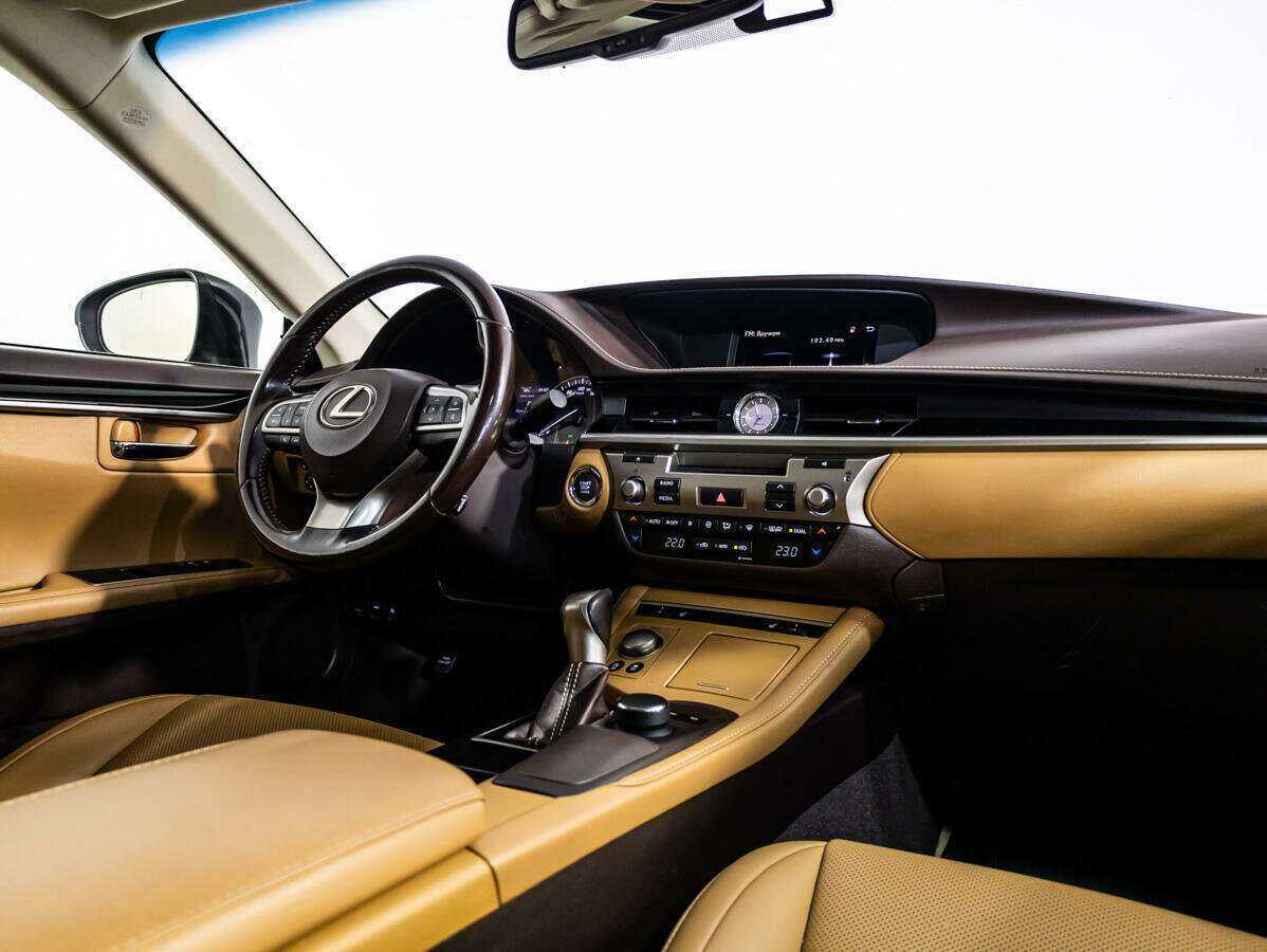 Lexus ES 200, 2016 Фото №8