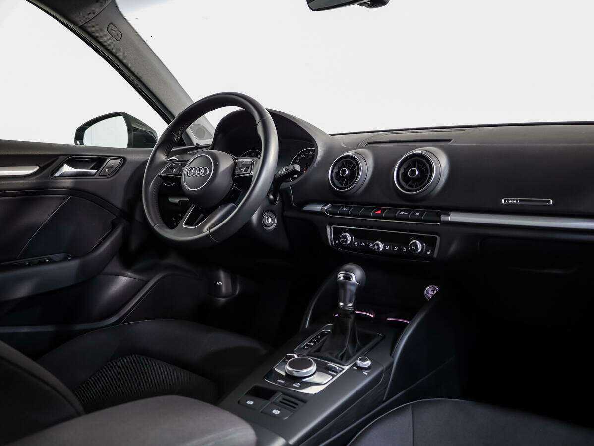 Audi A3, 2019 Фото №8