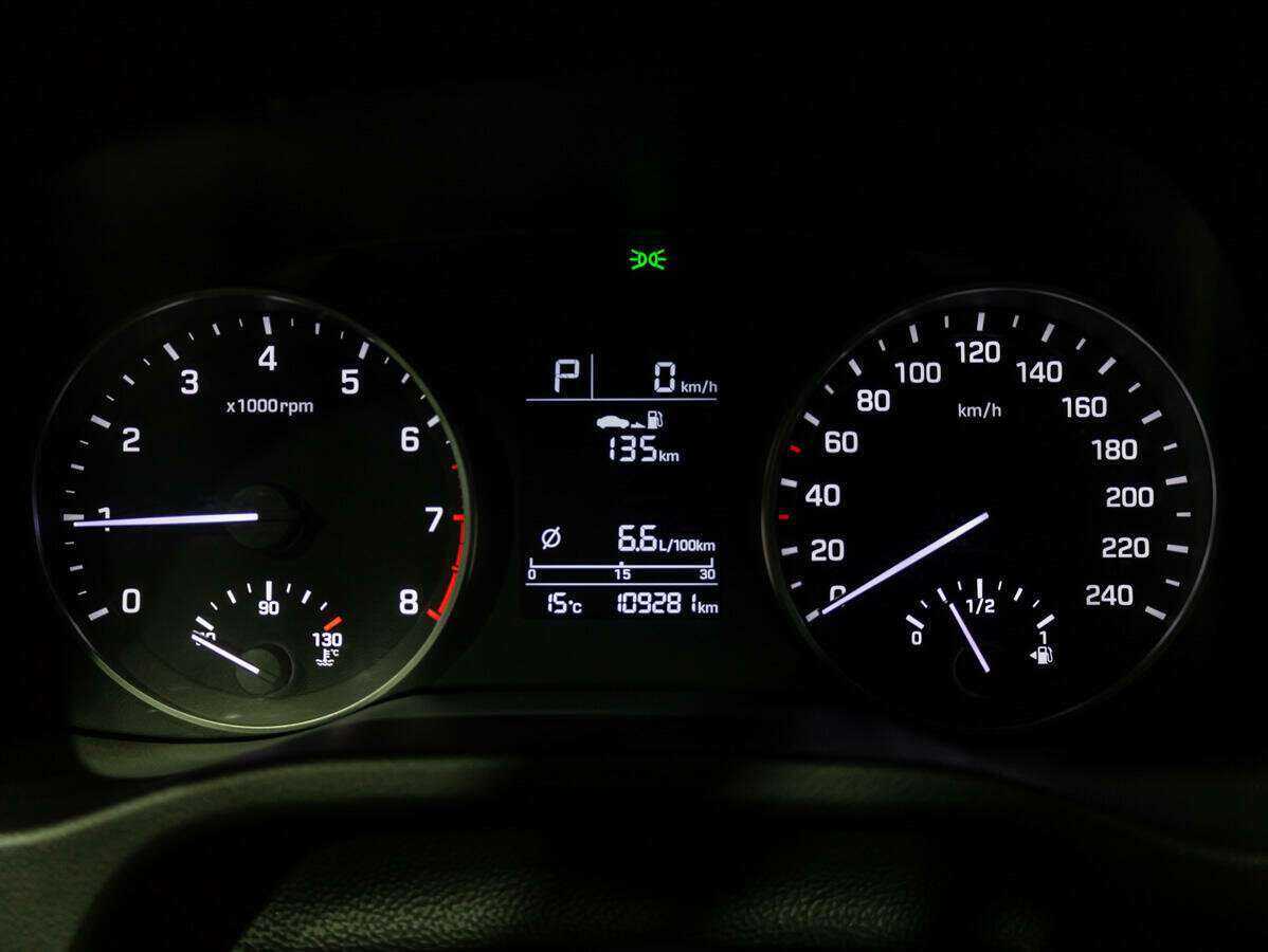 Hyundai Elantra, 2018 Фото №20