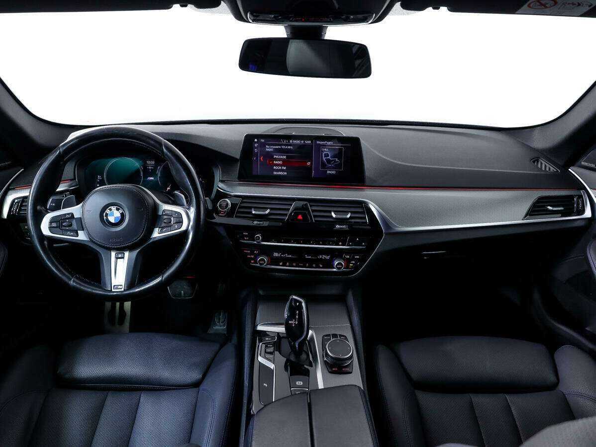 BMW 5 серии 520d xDrive, 2018 Фото №9