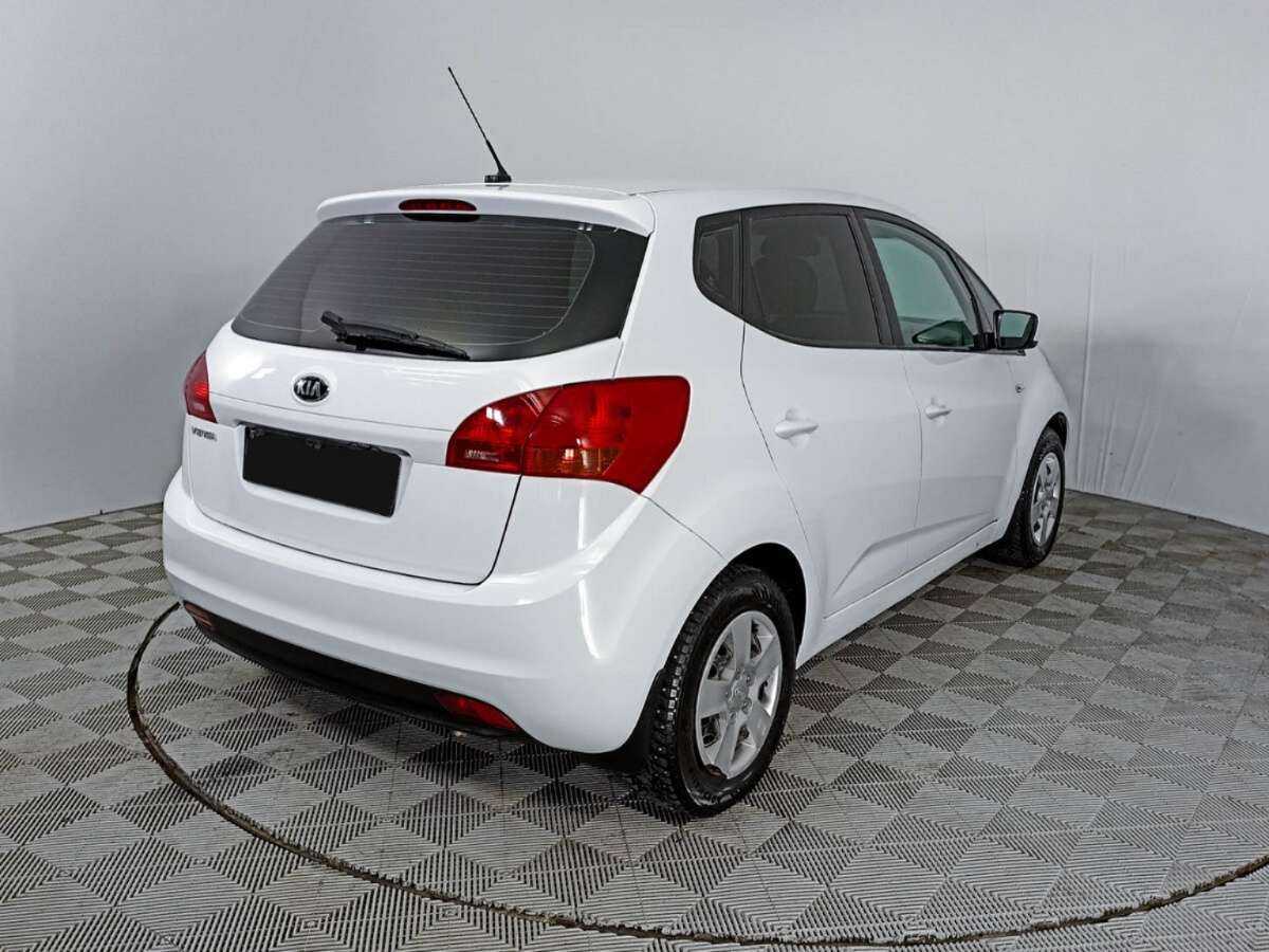 Kia Venga 5-speed, 2014 Фото №4
