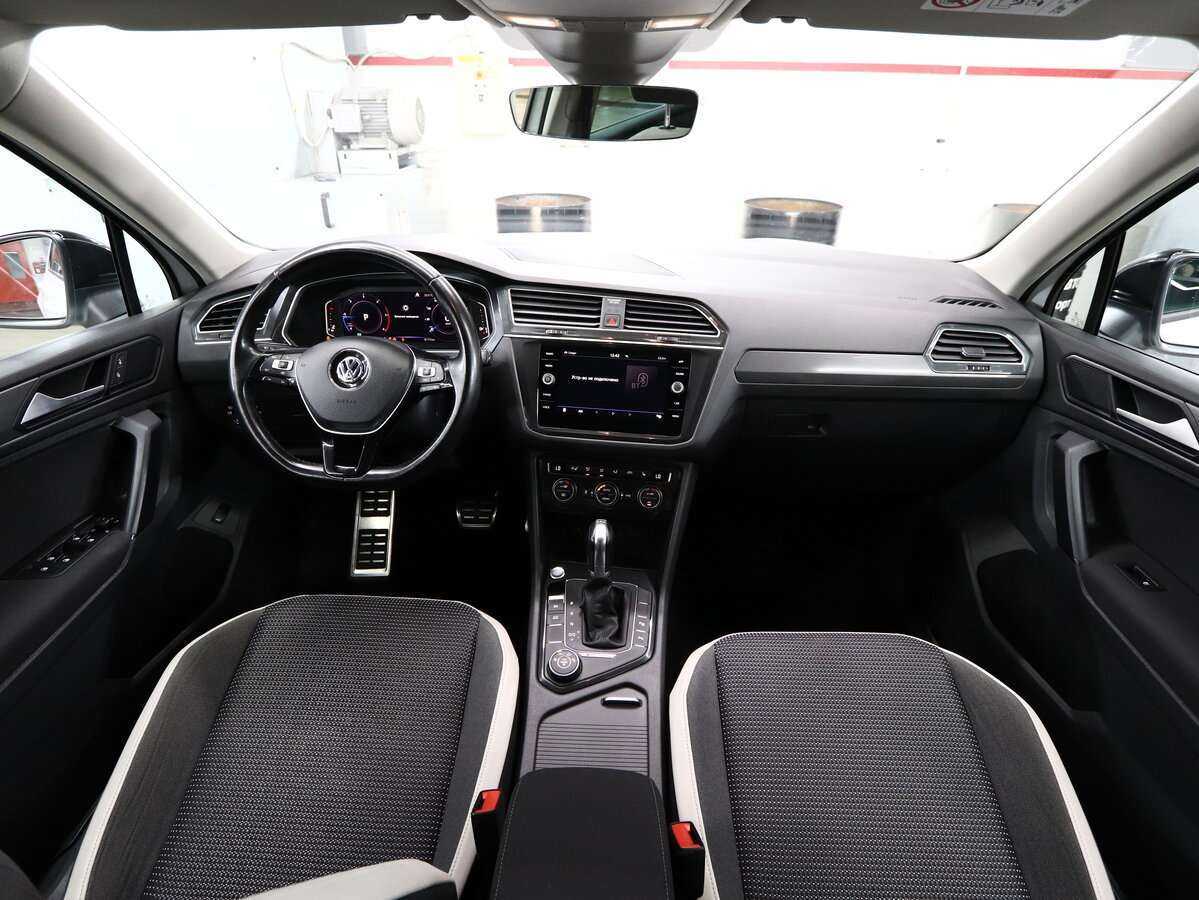 Volkswagen Tiguan, 2019 Фото №18