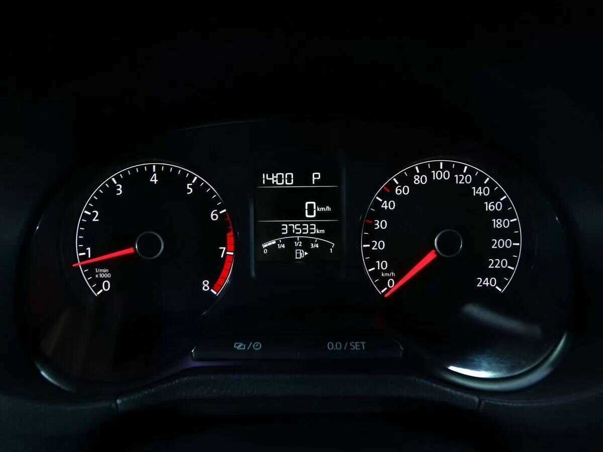 Volkswagen Polo, 2018 Фото №12