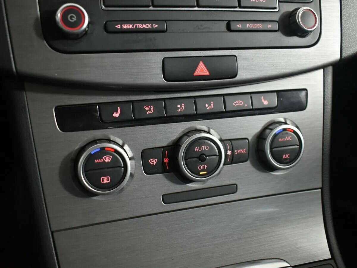 Volkswagen Passat, 2014 Фото №18