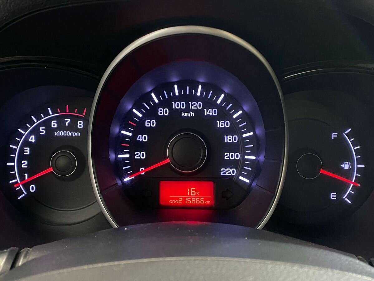 Kia Rio, 2013 Фото №12