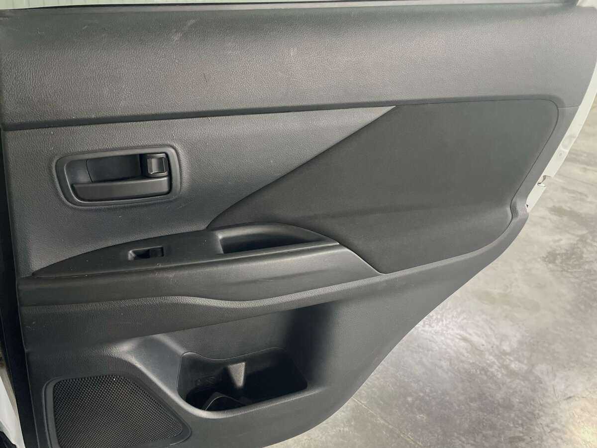 Mitsubishi Outlander, 2013 Фото №20