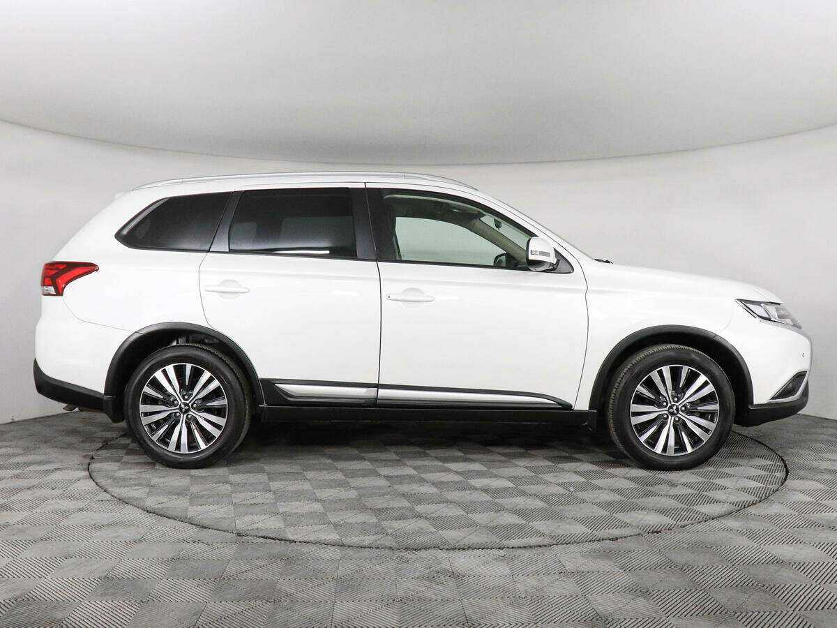 Mitsubishi Outlander, 2019 Фото №4