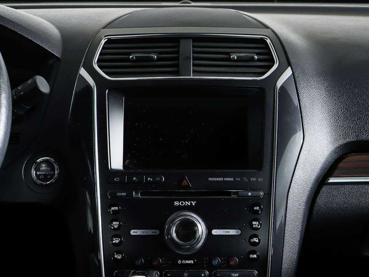 Ford Explorer, 2017 Фото №14