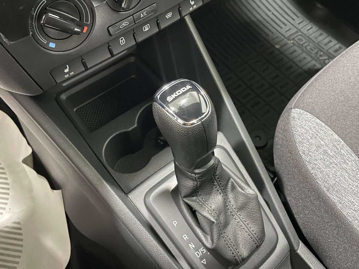 Skoda Rapid, 2022 Фото №8