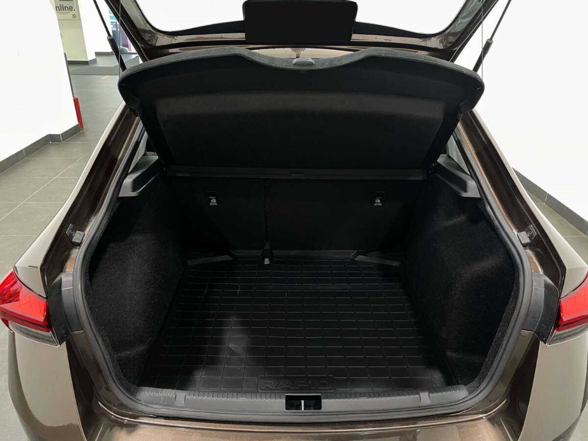 Skoda Rapid, 2022 Фото №12