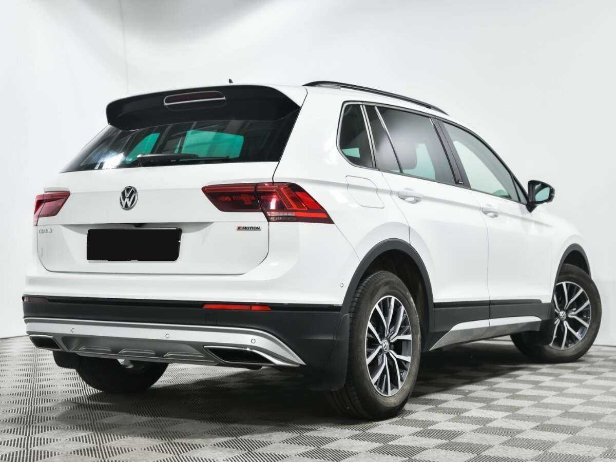Volkswagen Tiguan, 2020 - 72 673 км. | Фото №3