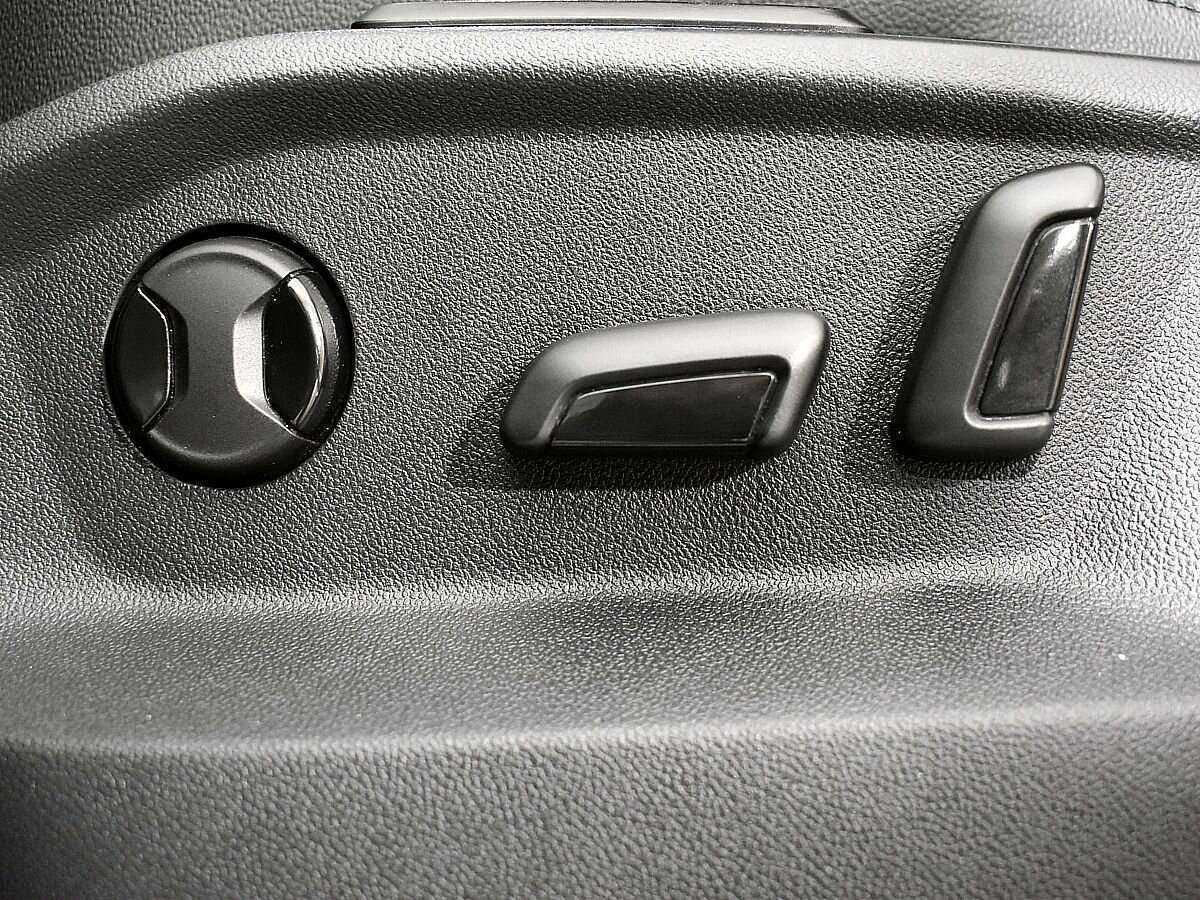 Volkswagen Tiguan, 2018 Фото №16