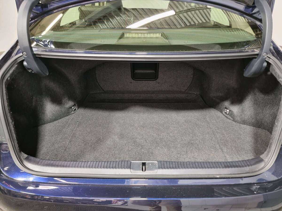 Lexus ES 200, 2016 Фото №6