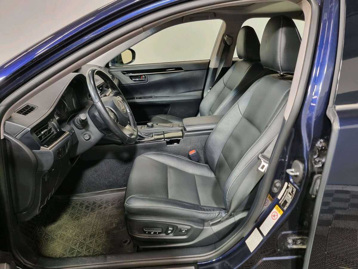 Lexus ES 200, 2016 Фото №7