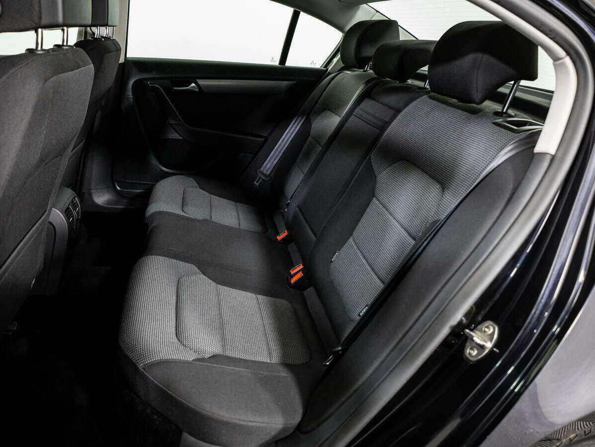 Volkswagen Passat, 2012 Фото №10