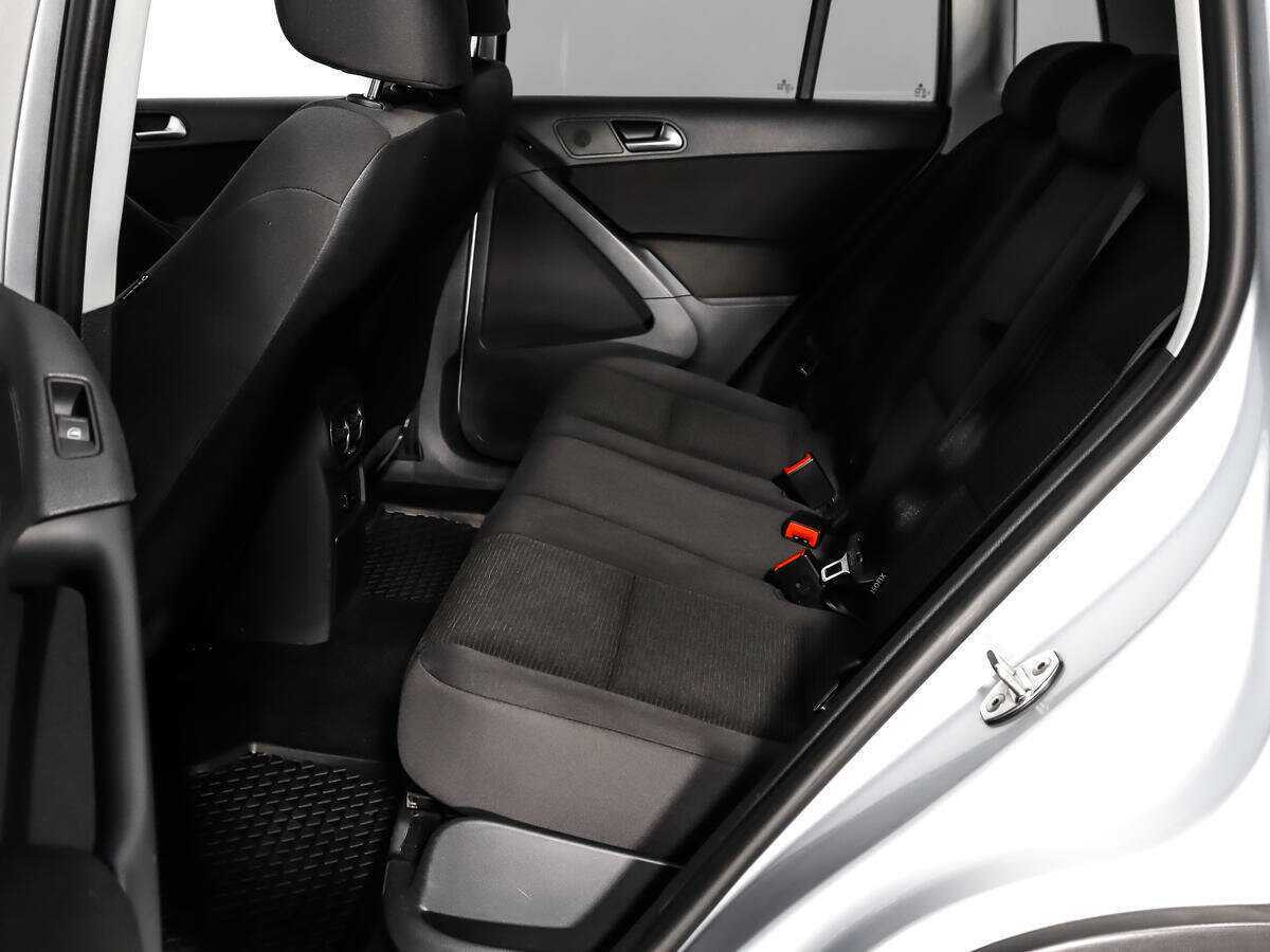 Volkswagen Tiguan, 2012 Фото №10