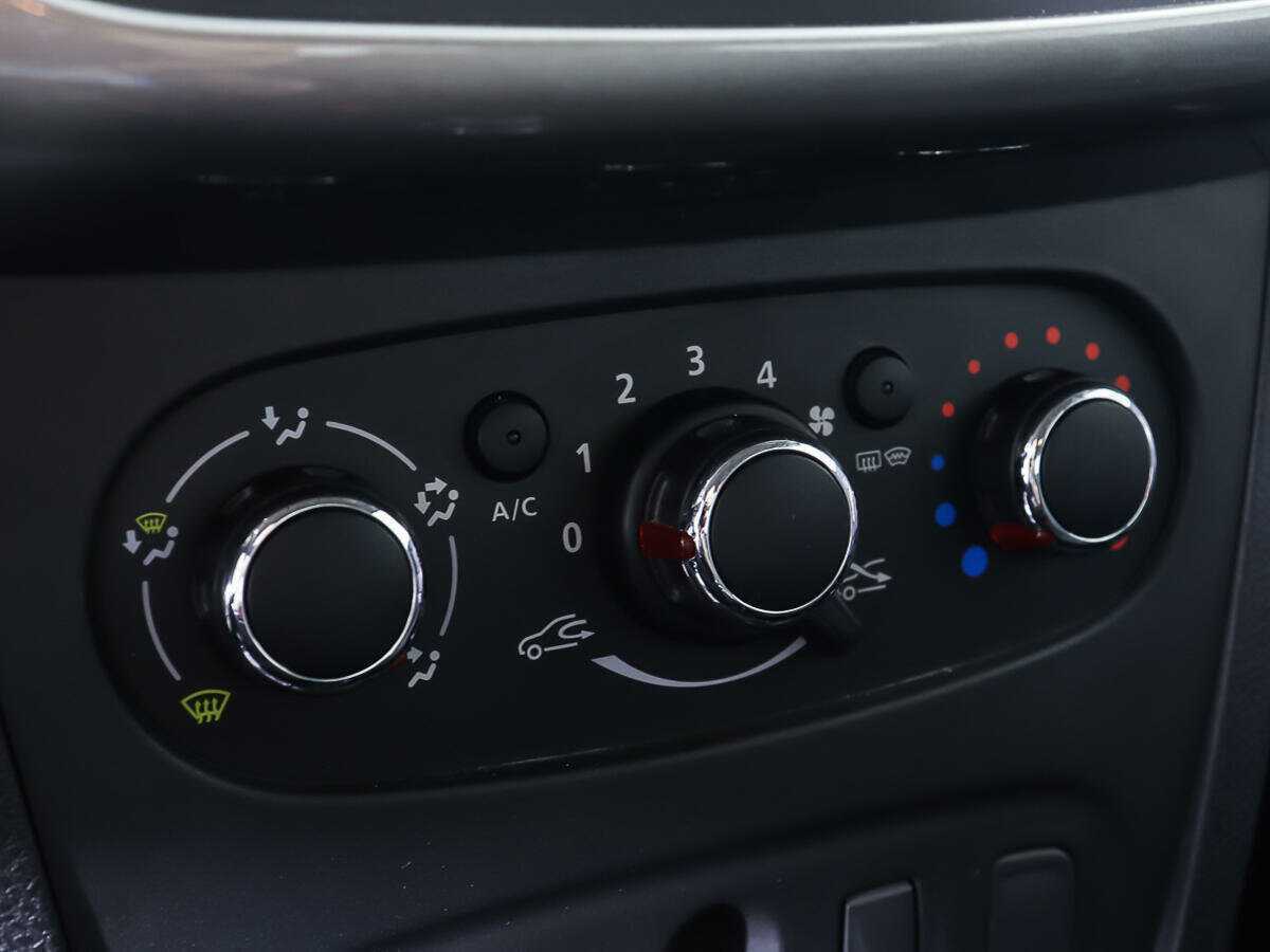 Renault Logan, 2019 Фото №15