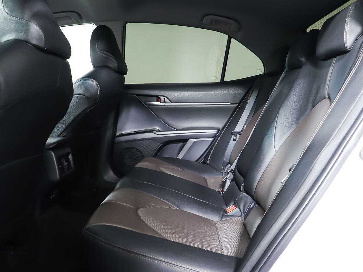 Toyota Camry, 2020 Фото №10