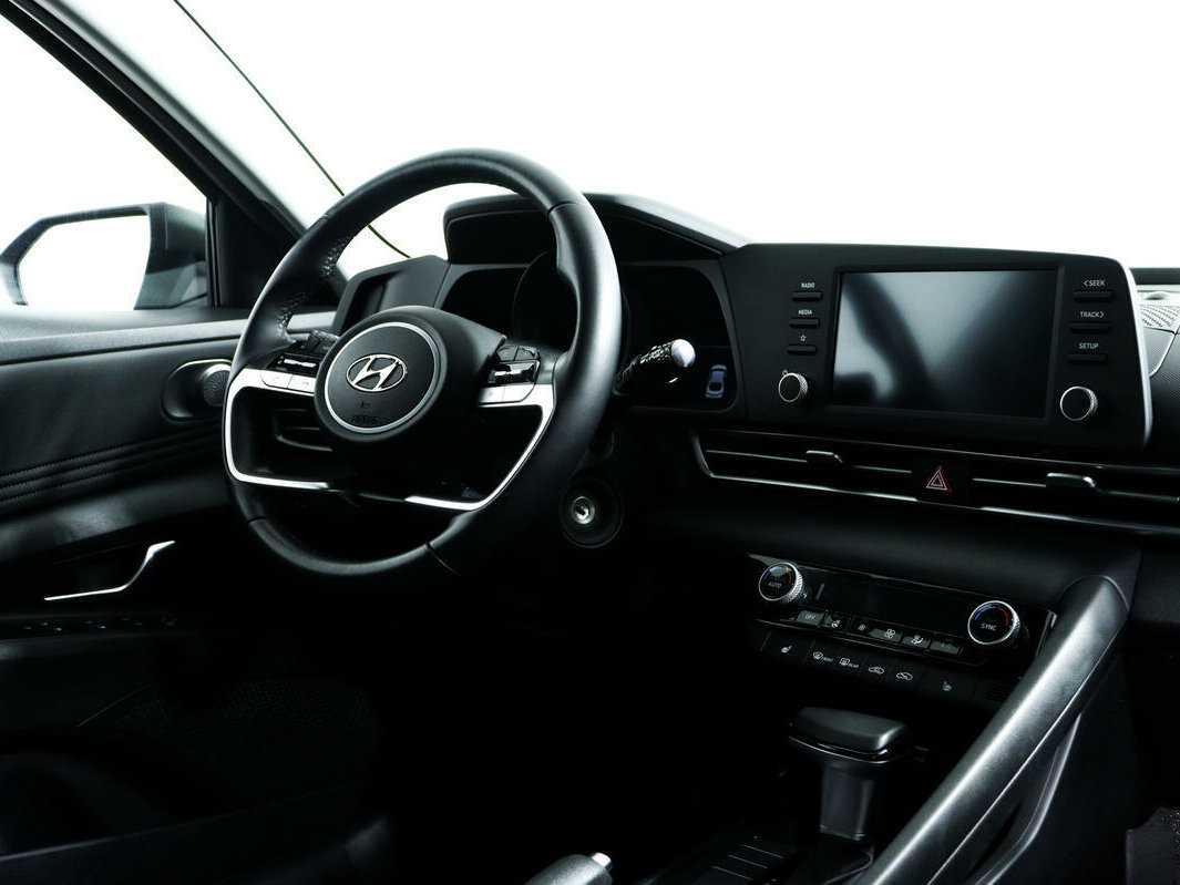 Hyundai Elantra, 2021 Фото №9