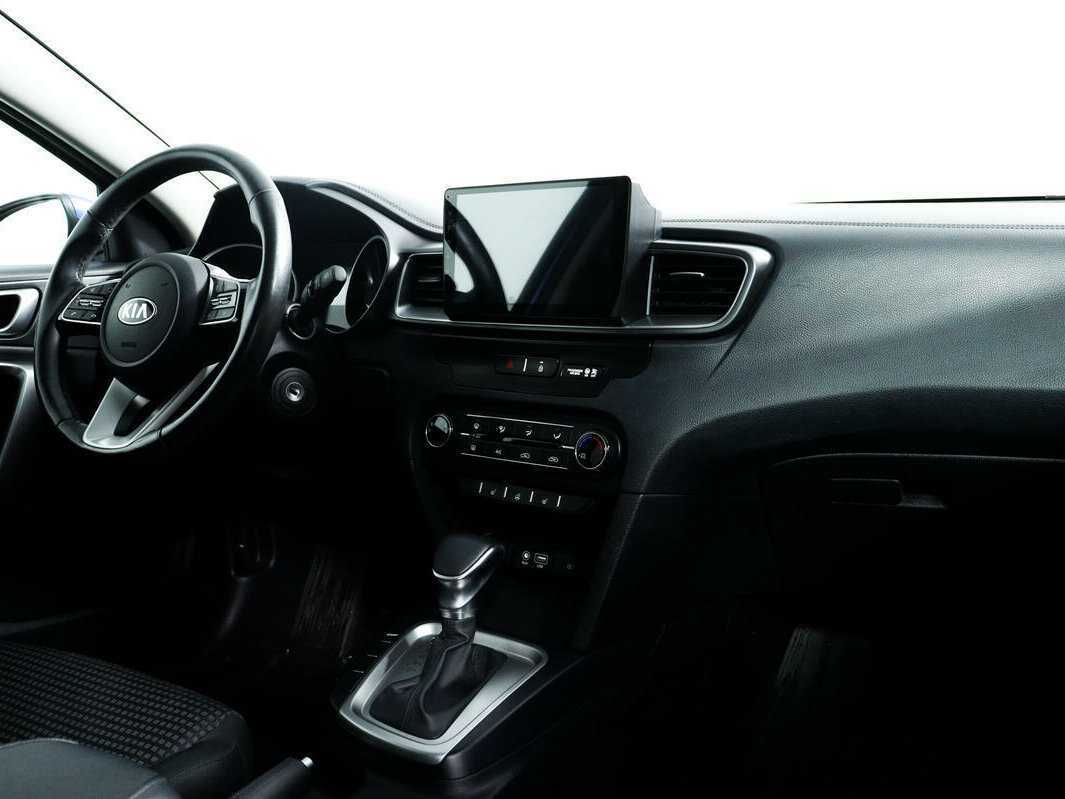 Kia Ceed, 2018 Фото №9
