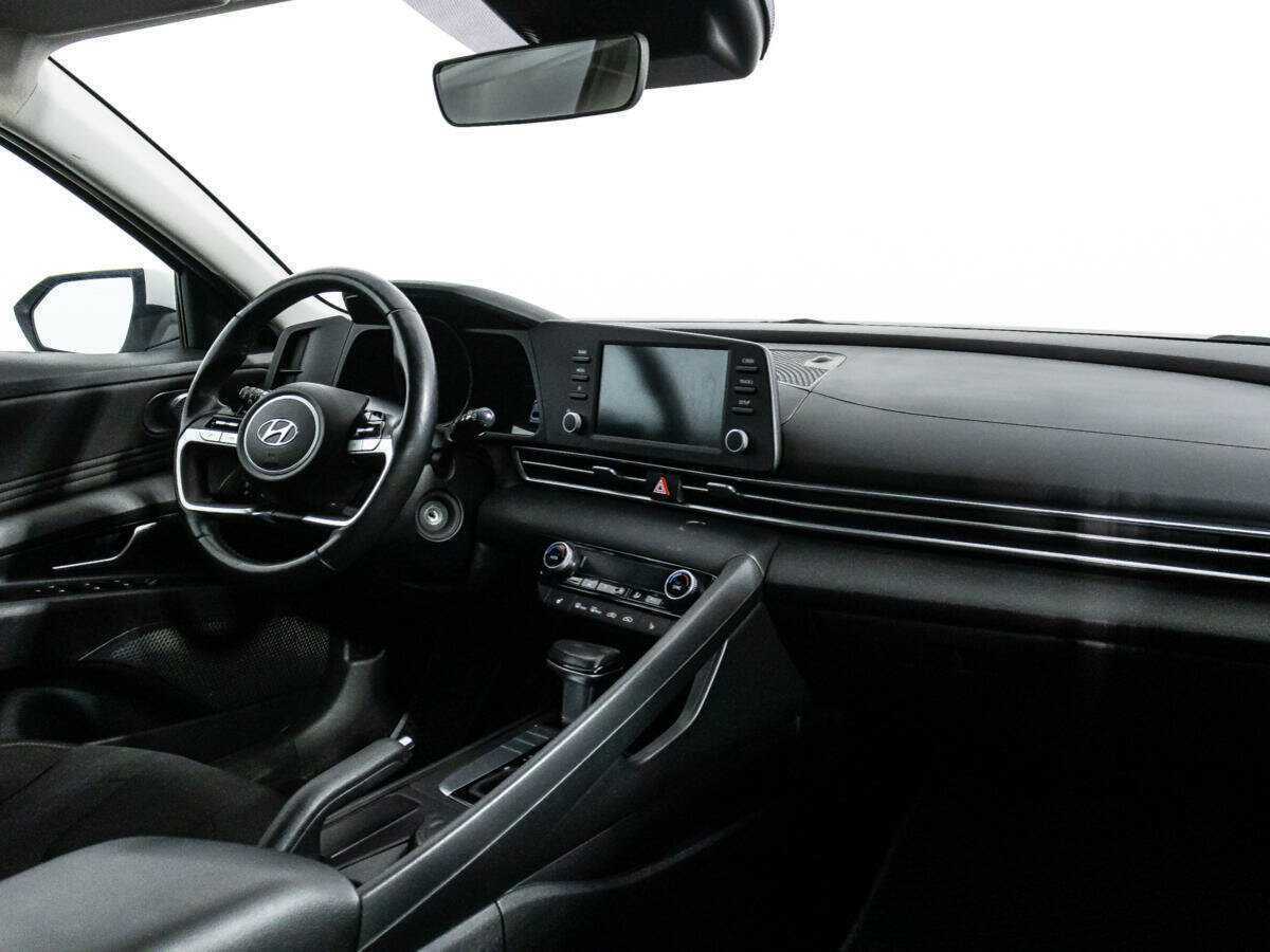 Hyundai Elantra, 2021 Фото №9
