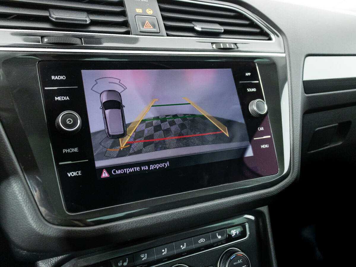 Volkswagen Tiguan, 2017 Фото №16
