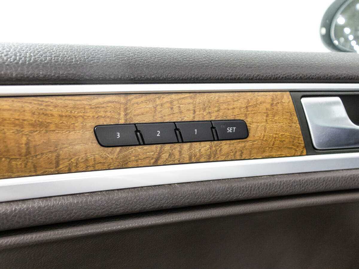 Volkswagen Touareg, 2013 Фото №14