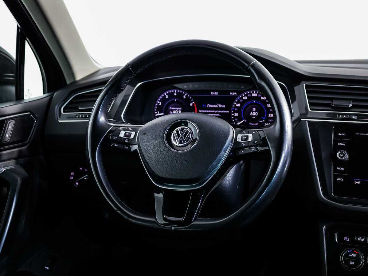 Volkswagen Tiguan, 2018 Фото №10