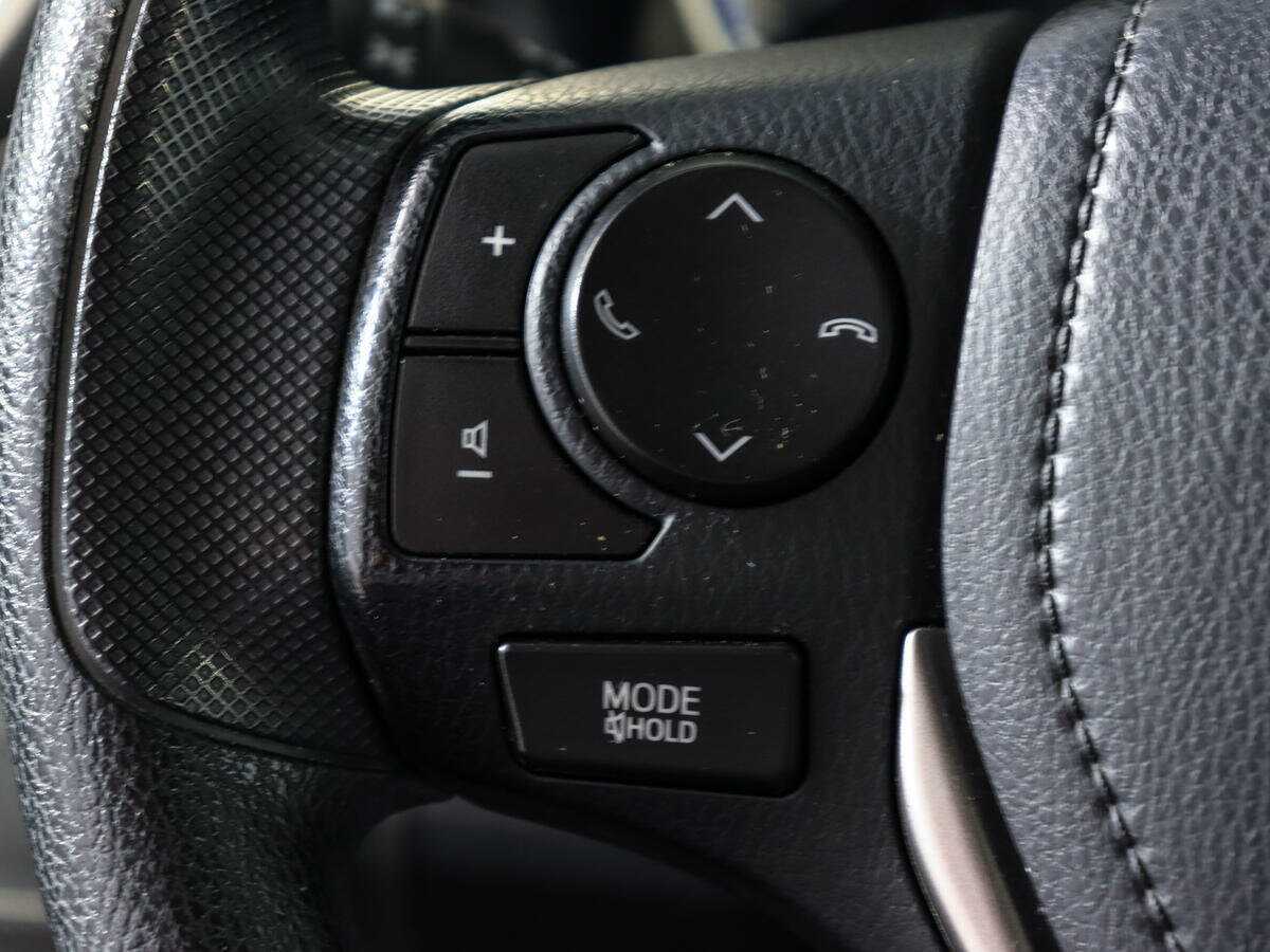 Toyota RAV4, 2018 Фото №15