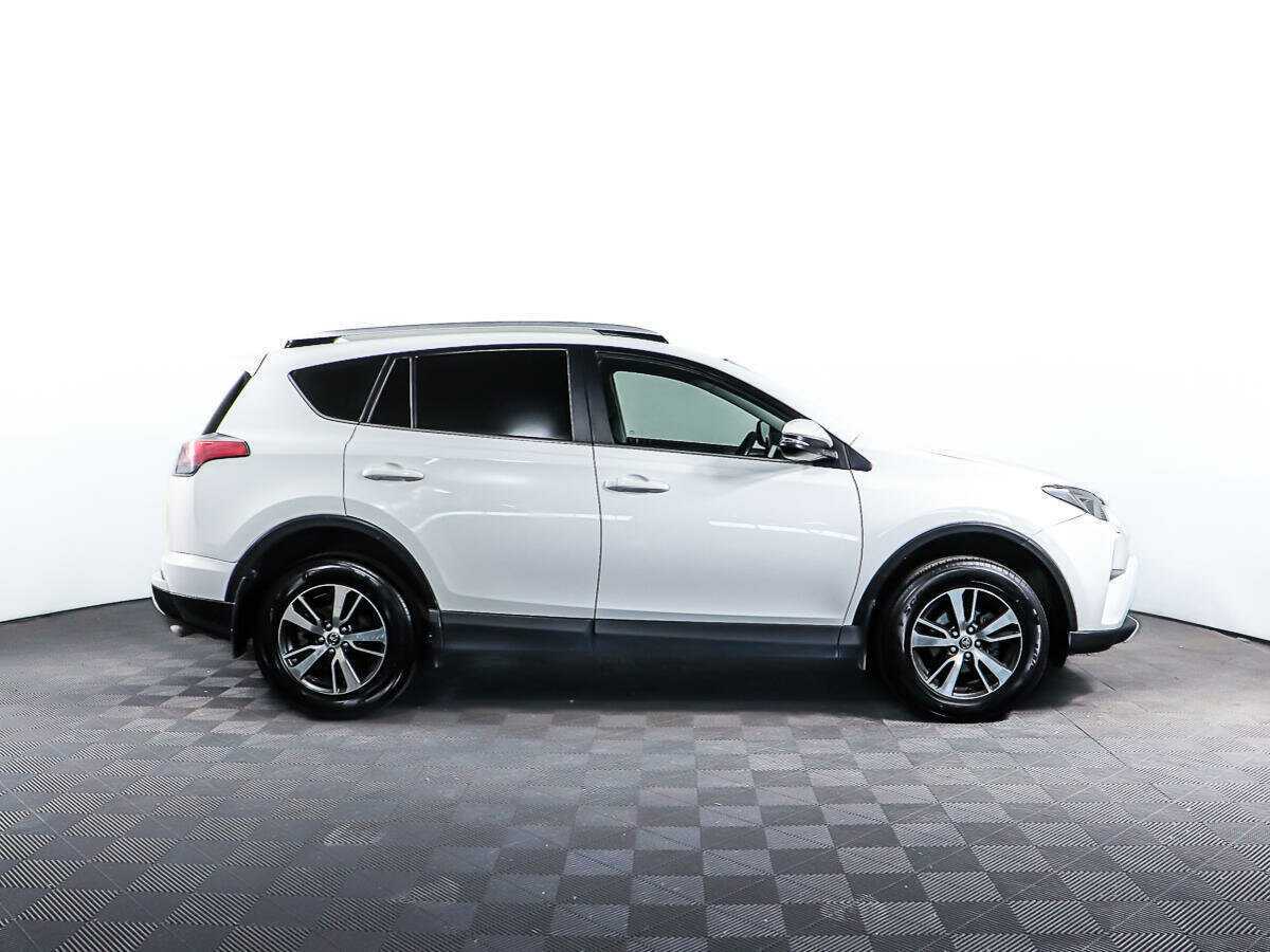 Toyota RAV4, 2017 - 118 000 км. | Фото №4