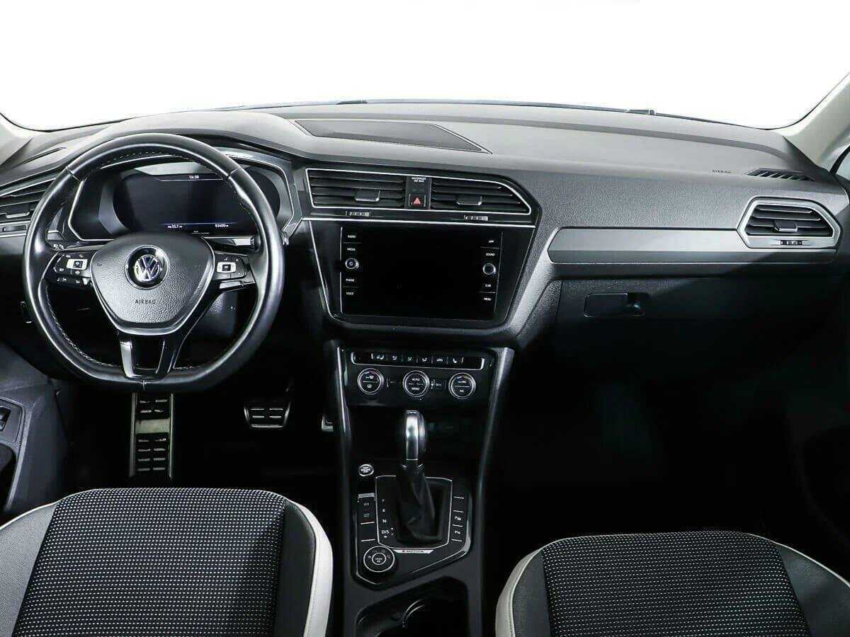 Volkswagen Tiguan, 2018 Фото №12