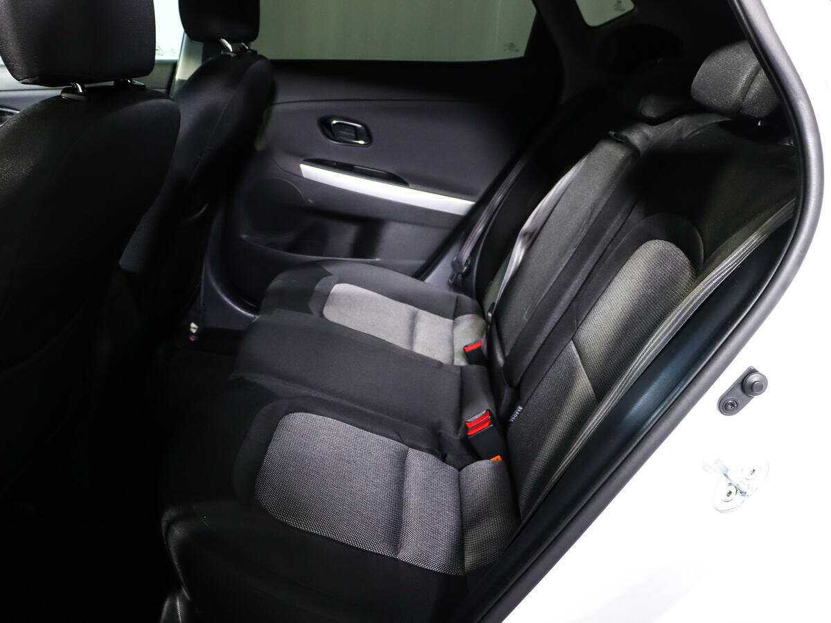 Kia Ceed, 2018 Фото №8