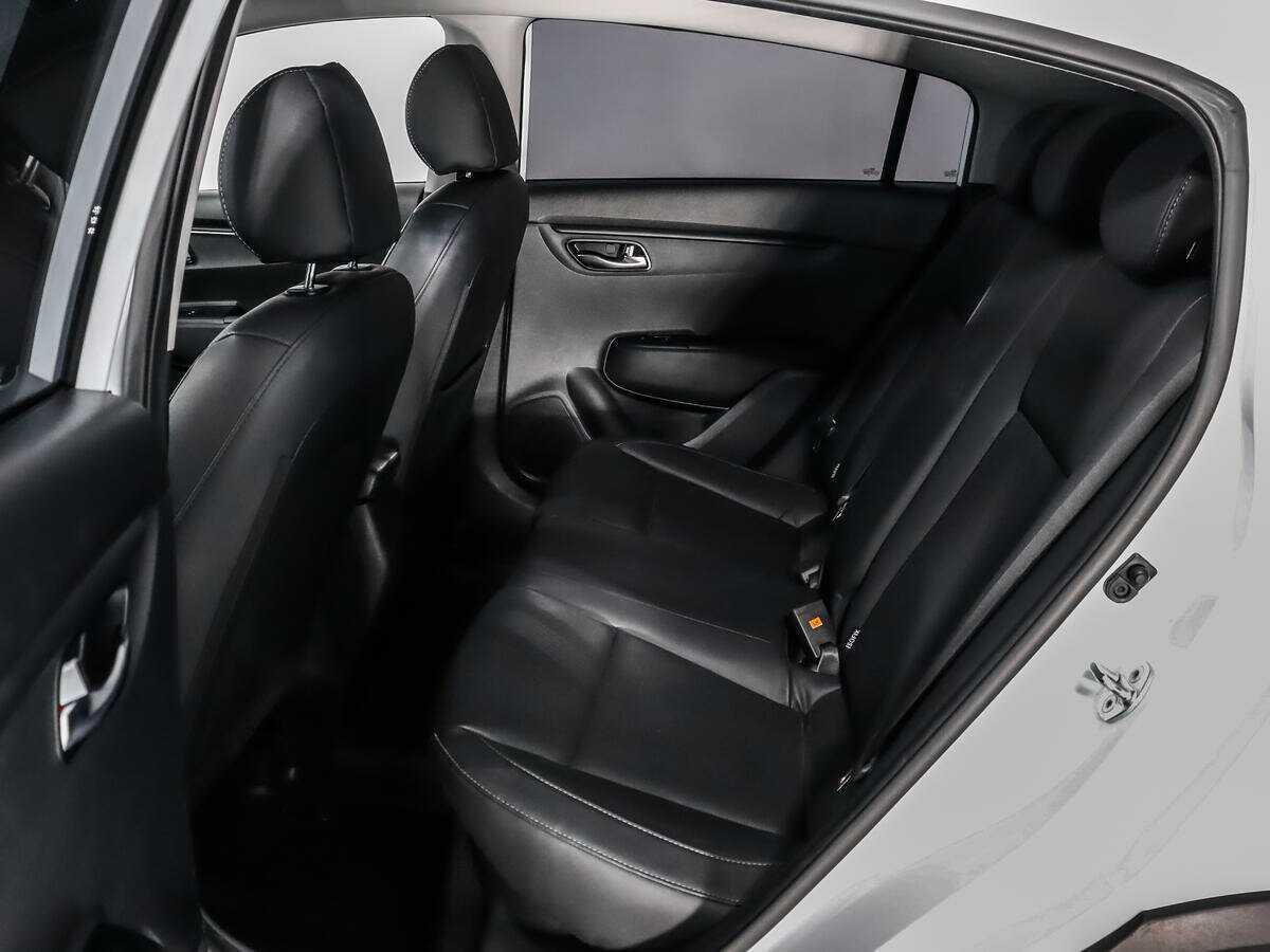 Kia Rio X-Line, 2019 Фото №11