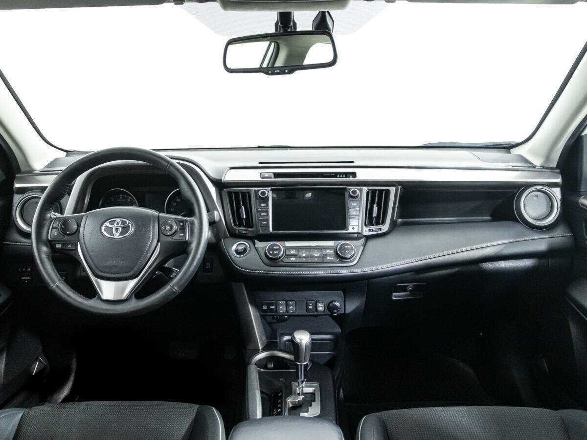 Toyota RAV4, 2018 Фото №13