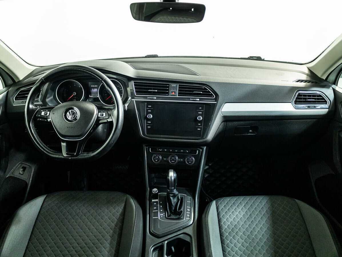 Volkswagen Tiguan L, 2018 Фото №12