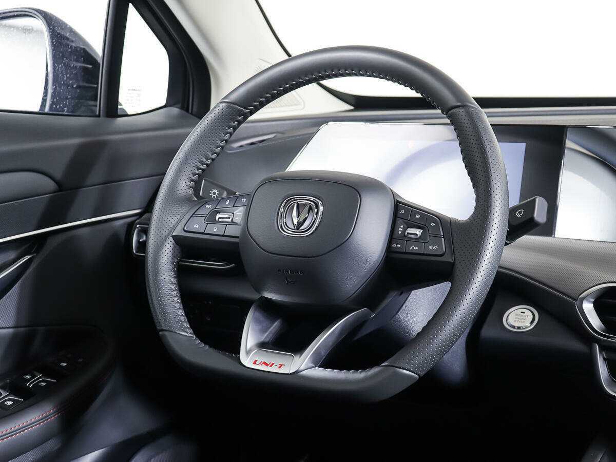 Changan UNI-T, 2023 Фото №15