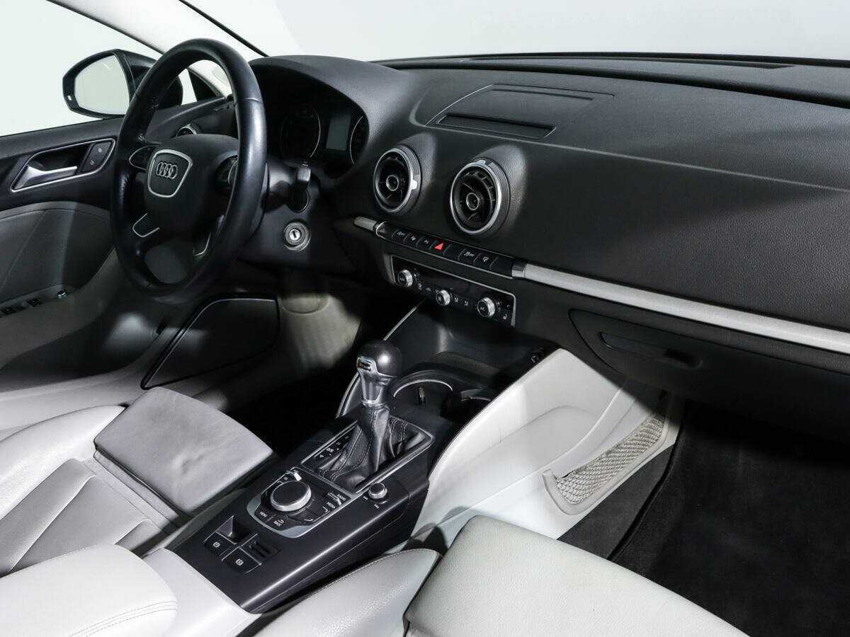 Audi A3, 2015 Фото №7