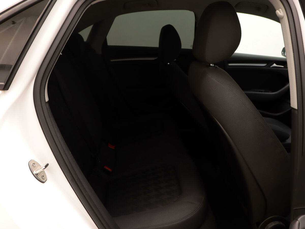 Audi A3, 2015 Фото №8