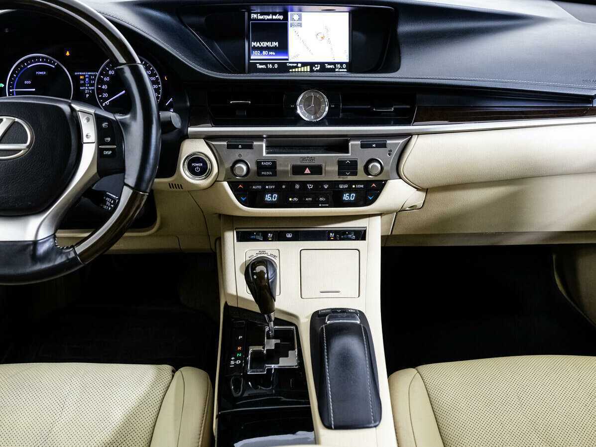 Lexus ES 300h, 2014 Фото №13