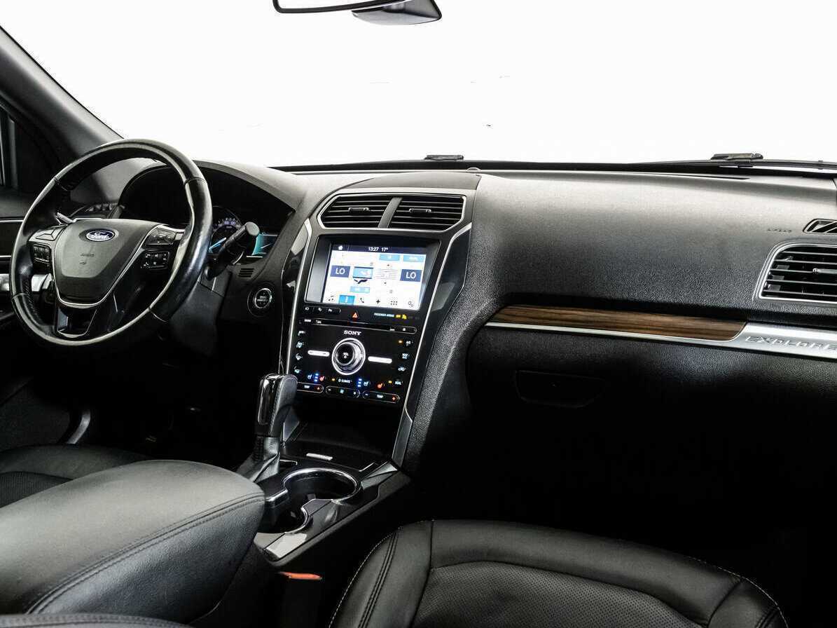 Ford Explorer, 2017 - 126 350 км. | Фото №7