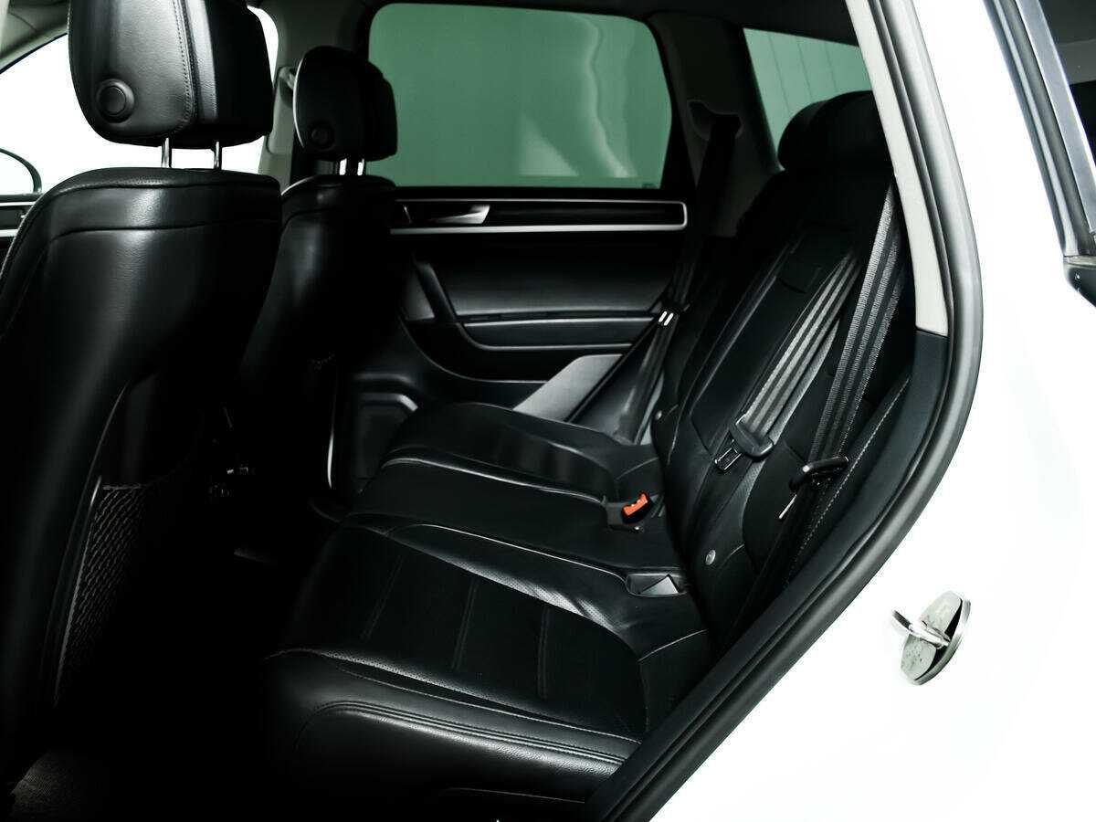 Volkswagen Touareg, 2012 Фото №12