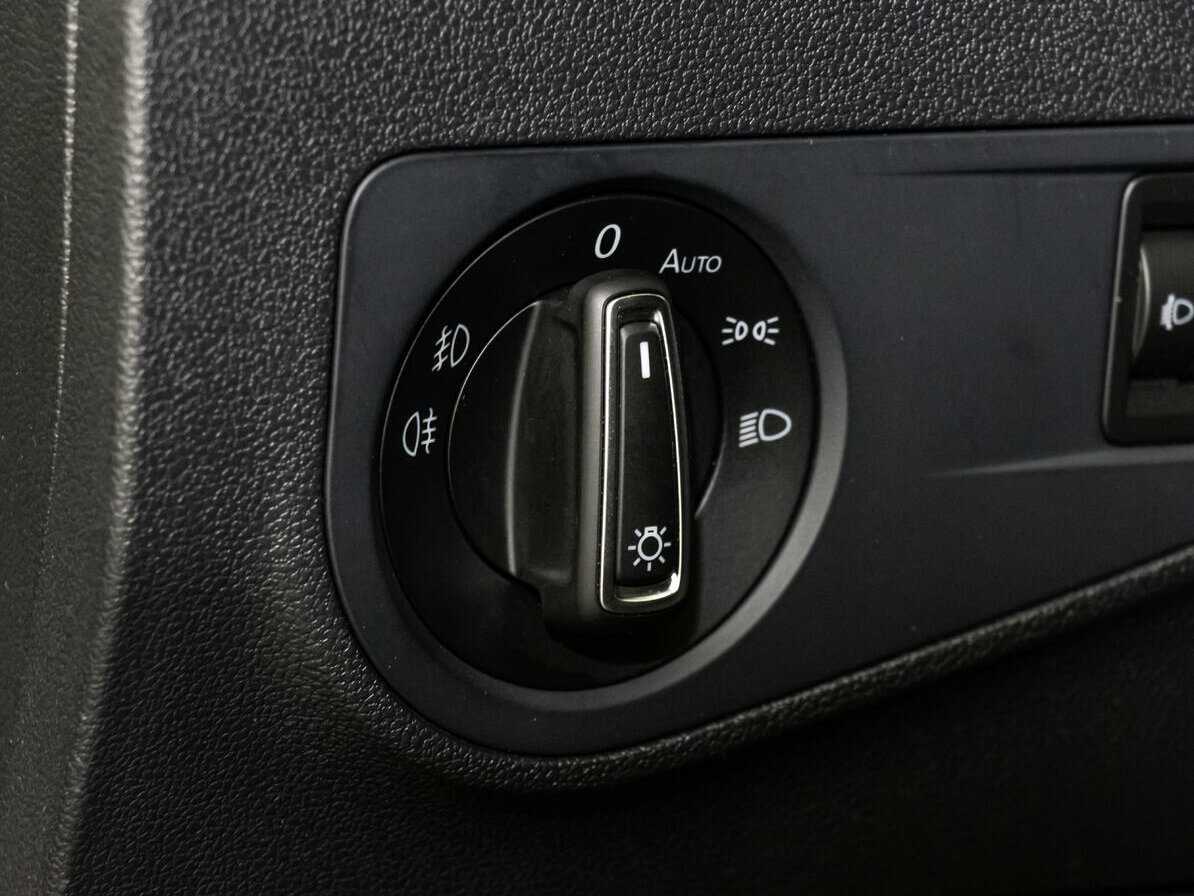 Volkswagen Tiguan, 2017 Фото №12