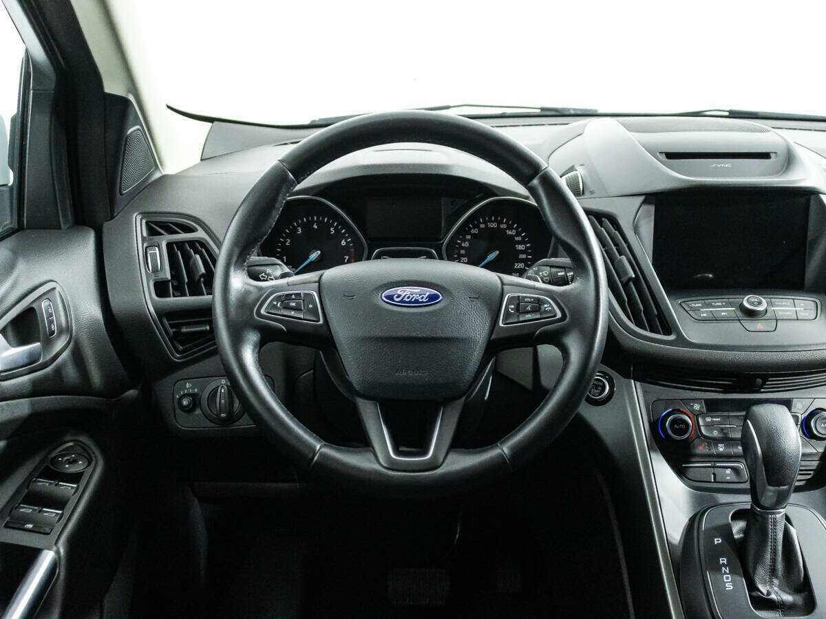 Ford Kuga, 2017 Фото №16