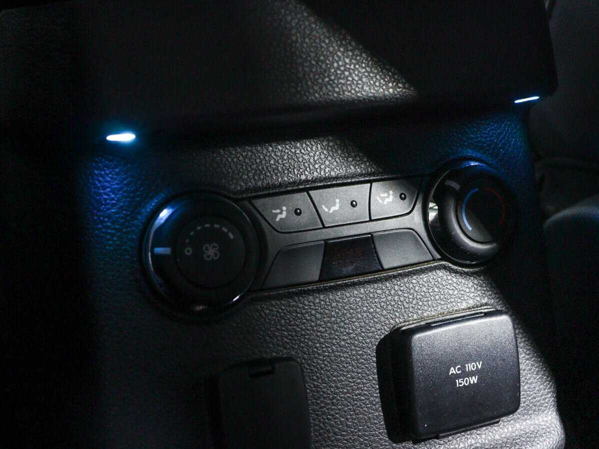 Ford Explorer, 2012 Фото №15